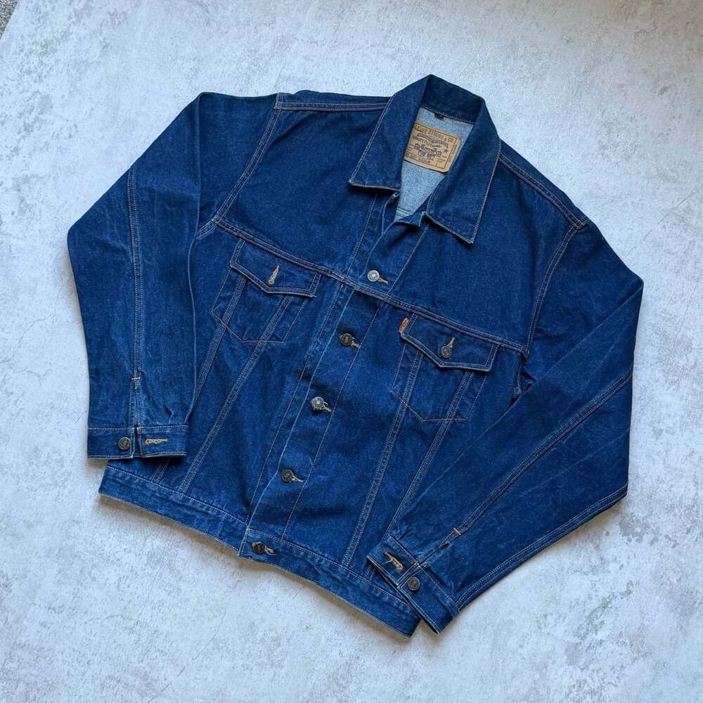 Levi's Denim Trucker Jacket Size L Dark Wash